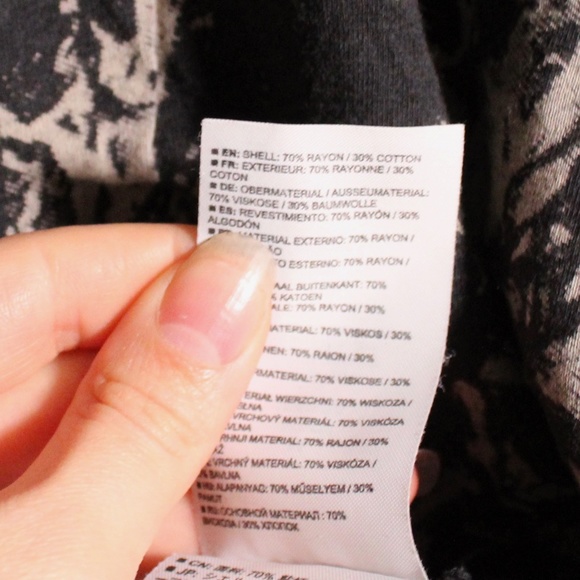 Black n Beige Pattern Long Sleeve - Picture 6 of 9